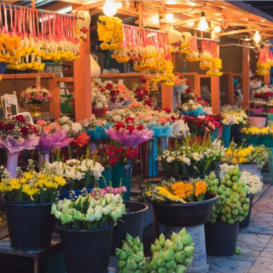 Bangkok Night Tuk Tuk: Private Tour of Markets & Landmarks - Who Should Book This Tour (and Who Might Want Something Else)