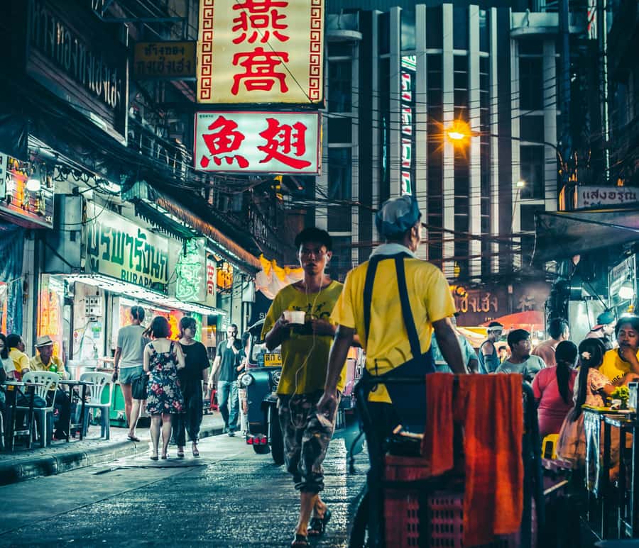 Bangkok Night Tuk Tuk: Private Tour of Markets & Landmarks - Chinatown and Kuan Yim Shrine: Chinagate to Street-Food Energy