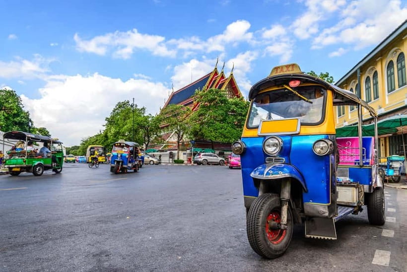 Bangkok Tuk-Tuk City Sightseeing Tour - Meeting Point at MRT Sanam Chai: How to Start Smoothly