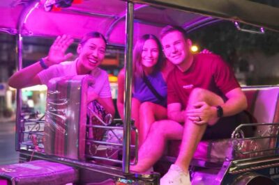Bangkok Tuk Tuk Night Tour with Chinatown visit - Chinatown at night: Michelin-style street food you can follow