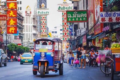 Bangkok Tuk Tuk Tour - Hotel-pickup & Dinner - Hotel pickup at 4:30 pm: the easiest entry point to the city