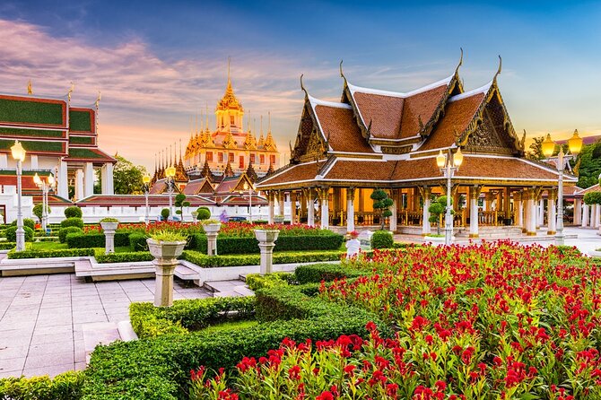 Bangkok Tuk Tuk Tour - Hotel-pickup & Dinner - Chinatown (Yaowarat): street food and a real night market feel