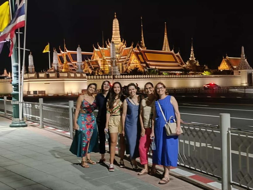 Bangkok Tuk Tuk Tour with Hotel Pick up and Dinner - Chinatown Street Food: Eating Like You Actually Live Here