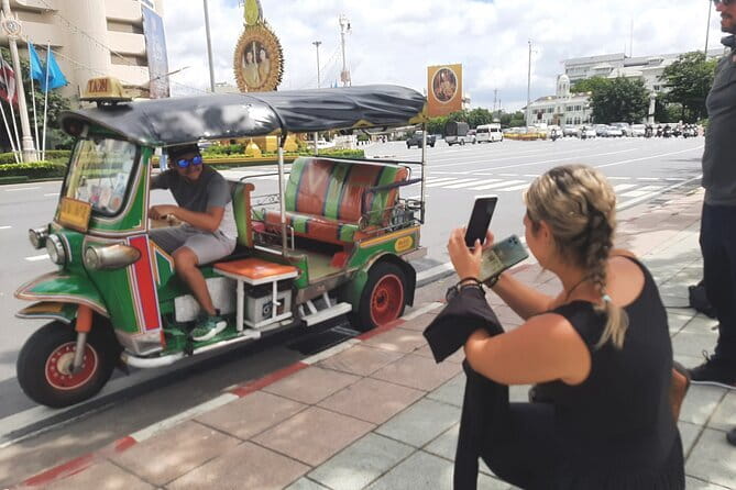 Bangkok TUK TUK Twilight Cultures Market and Food Taste - Key things to know before you go