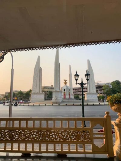 Bangkok: Vegetarian Food Tour with Tuk Tuk Ride - From Hua Lamphong MRT Exit 3 to a smooth start