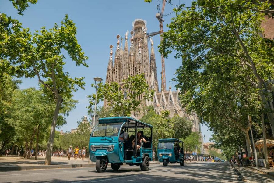 Barcelona: City Highlights Private Tuk-Tuk Tour - Guide Style, Comfort, and Tips You Can Actually Use