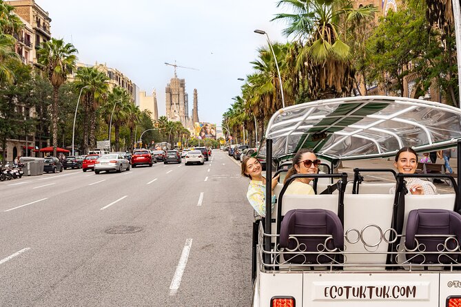 Barcelona Expert Tour with Local Guide in Eco Tuk Tuk Private - Montjuïc in the Longer Options: Views, the Mountain, and What You’ll Get
