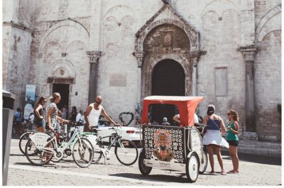 Bari Rickshaw Tour with Museum Visits - Where to meet on Strada Vallisa and how the flexible start helps