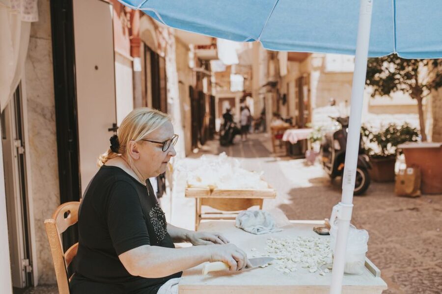 Bari Rickshaw Tour with Pasta Experience - Guides and the small-group vibe: how it feels in practice