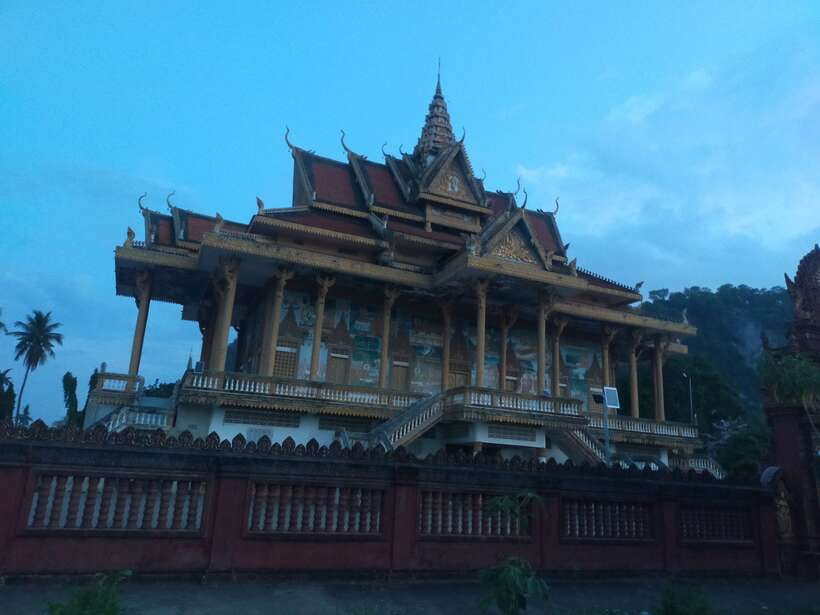 Battambang: Tuk-Tuk, Bamboo Train, Killing/Bat Caves, Sunset - Killing Cave: a somber stop told with context and care
