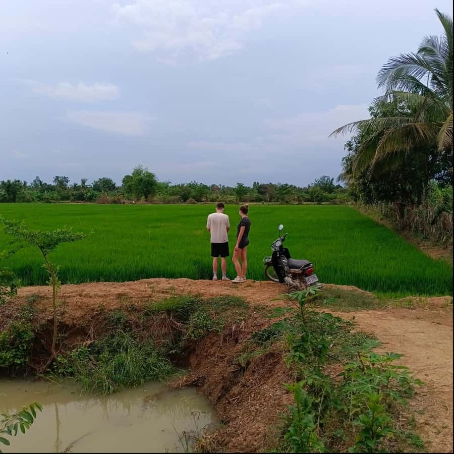 Battambang,Tuktuk and kayak, BambooTrain ,Wat Banan,Bat cave - What’s included (and what you should bring)