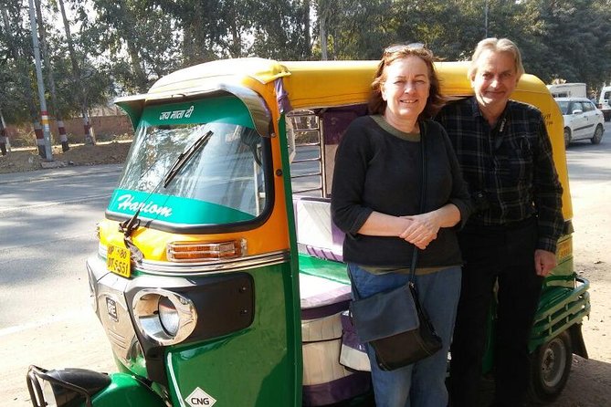 Behind the Taj Mahal with Sunrise or Sunset view by Tuk Tuk Ride - Sunrise vs. Sunset: The Timing Game You Shouldn’t Ignore