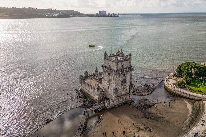 Belém in 2h: History, Monuments and Pastries by Tuk Tuk - LX Factory in Alcântara: A Creative Break After UNESCO Stops