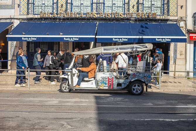 Belém Private Tuktuk Tour - The urban art stop and the President’s residence: Lisbon’s Belém mix