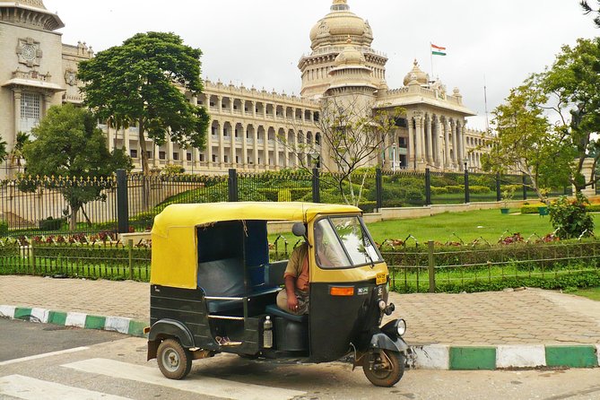 Bengaluru by Tuk Tuk - Tipu Sultan’s Summer Palace: Indo-Islamic grandeur with context