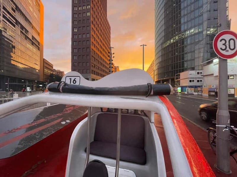 Berlin: Private Sightseeing Tour in an E-Rickshaw - Why an E-Rickshaw History Tour Works So Well in Berlin
