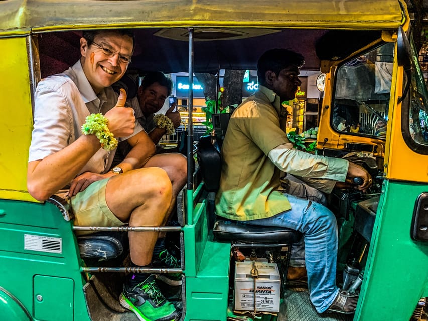 Best of Bangalore in a Tuk Tuk - Private Tour for 3 Hours - Old-city stories with Kempegowda and the sensory Gandhi Bazaar