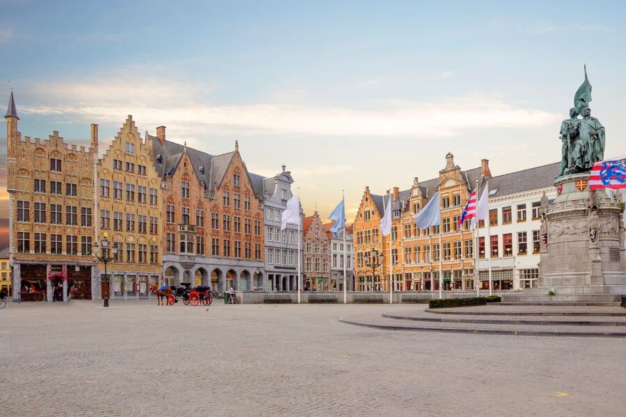 Bruges: Guided Rickshaw Tour - Who Should Book This Rickshaw Tour (and Who Might Skip It)