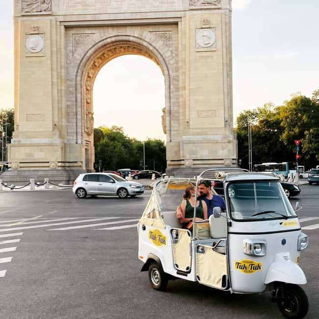 Bucharest: Best of Bucharest Private Tuk-Tuk Tour - House of Ceausescu and the lead-up to triumphal symbolism