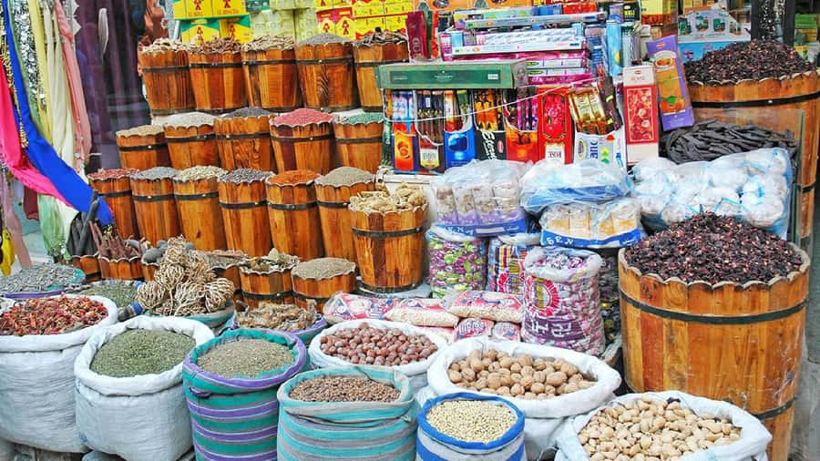 Cairo: Local Market Guided Tour with Tuk-tuk Ride & Lunch - Price and Logistics: Is $61 Good Value?