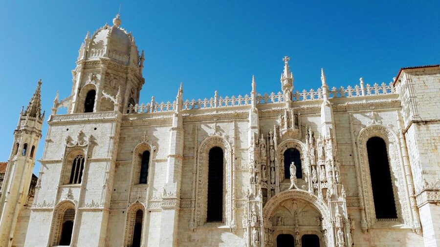 Chaparru's Lisbon Essentials 5 H Tuk Tuk Tour - Ginjinha Break: A Quick Cultural Detour You’ll Actually Remember
