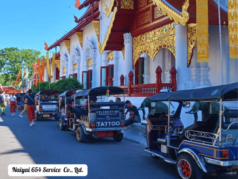 Chiang Mai: Private City Tuk-Tuk Tour - Old City Temples: Wat Phra Singh, Wat Chedi Luang, Wat Chiang Man