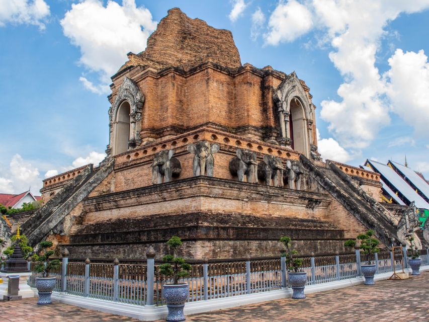 Chiang Mai: Private Tuk Tuk Tour of City Temples With Pickup - Wat Phra Singh and the 14th-century design vibe