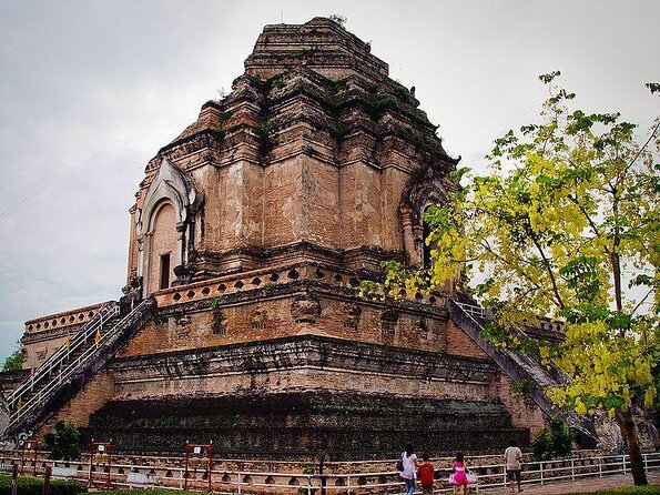 Chiang Mai Street Food Tour by Tuk Tuk with Pick Up - Key highlights at a glance