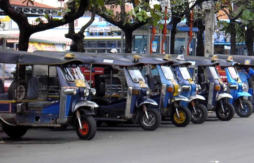 Chiang Rai: Half-Day Tuk-Tuk Temple Tour - Why a Tuk-Tuk Works So Well for Chiang Rai Temple-Hopping