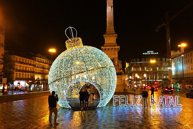 Christmas Lights Lisbon Tour with a Local in Private Eco Tuk Tuk - Staying warm and comfortable: blankets, rain covers, and winter timing