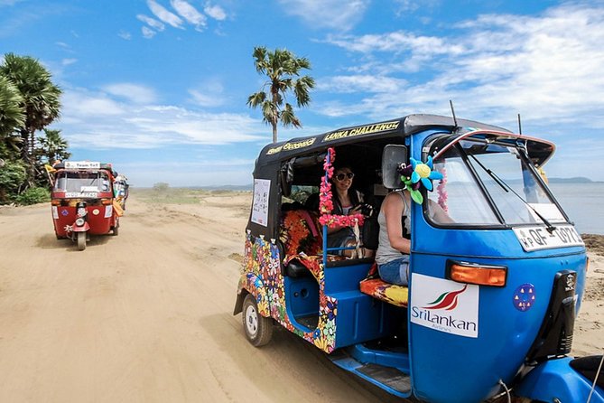 Colombo City Tour By Tuk Tuk - World Trade Center Walk and Colonial-Core Views