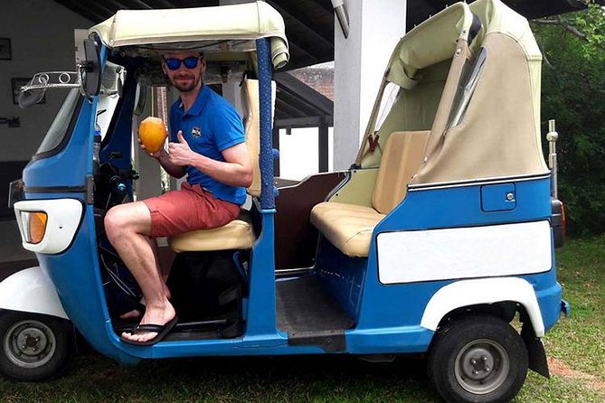 Colombo City Tour By Tuk Tuk - Pettah: Market Energy and Major City Landmarks