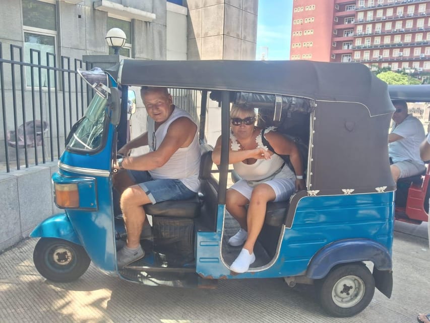 Colombo City Tour by Tuk Tuk Experience - All Inclusive - Galle Face Green, Old Parliament, and the Lighthouse finish