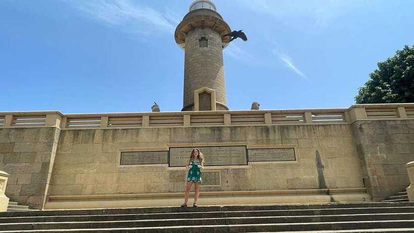 Colombo City Tour by Tuk tuk with Hotel Pickup - All Include - Lotus Tower and Old Parliament: the modern skyline meets colonial architecture