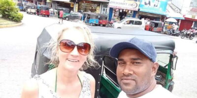 Colombo: City Tour by Tuk Tuk with Pickup - All Inclusive - Gangaramaya Temple and Sri Kailawasanathan Swami: Two Faiths, Two Styles