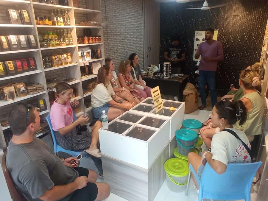 Colombo Foods Tour by Tuk Tuk ( Food chargers included ) - Tuk-Tuk Ride Reality: Traffic, Weather, and Pacing