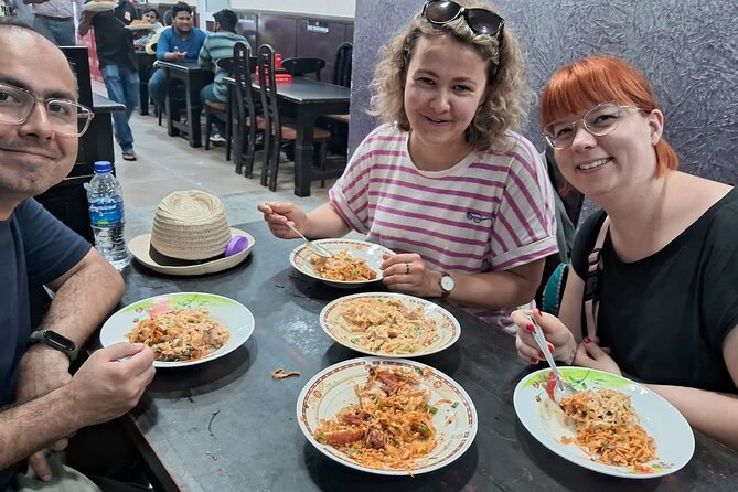Colombo local Food Tour &City Tour by TukTuk All food Included - Key highlights at a glance