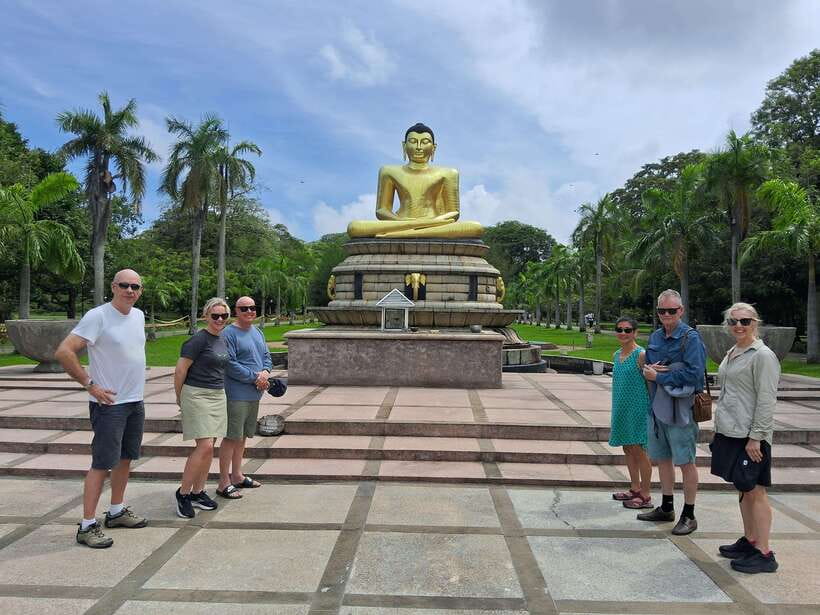 Colombo: Local Guide with Colombo City Tour by Tuk Tuk - Should you book it or not?