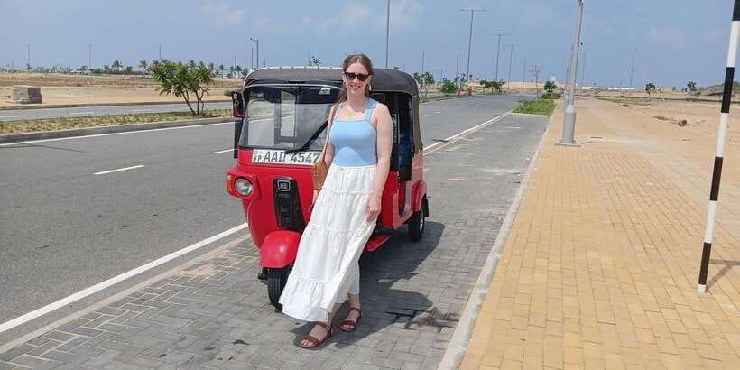 Colombo Private Guided City Tour by Tuk Tuk - All Inclusive - Pettah Floating Market and Pettah Market: Where the City Speaks