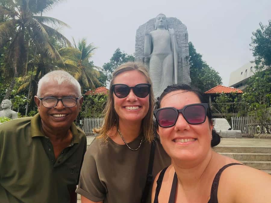 Colombo: Private Guided Tour of the City by Tuk-Tuk - Tuk-Tuk City Touring in Colombo: Fast, Friendly, and Actually Practical
