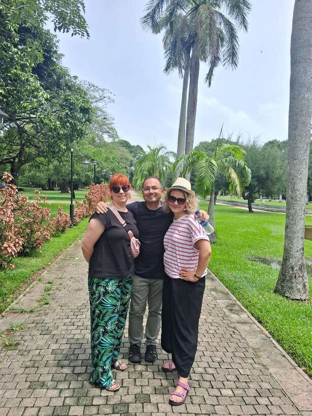 Colombo: Private Guided Tuk Tuk City Tour with Hotel Pickup - Key highlights at a glance