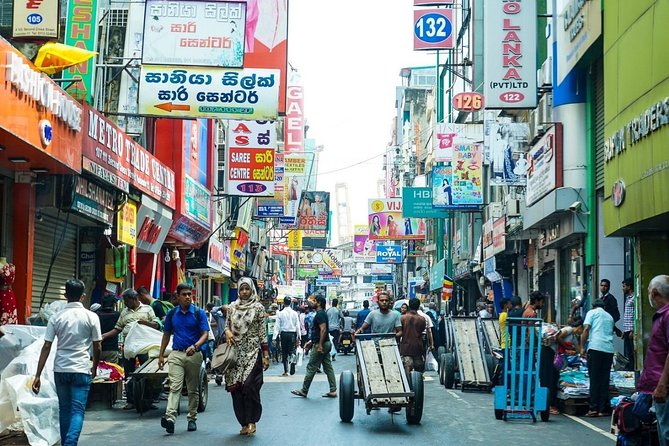 Colombo Private guideTour byTuk Tuk Morning Evening All inclusive - Pickup, Mobile Ticket, and the Real-World Logistics