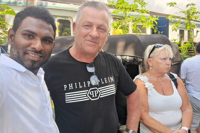 Colombo Private Tuk-Tuk City Tour with All Entry Fees Included - A private tuk-tuk loop that gets you oriented fast