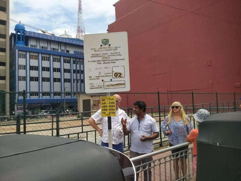 Colombo Sightseeing Private Tour by Tuk Tuk MorningOREvening - Colombo by tuk-tuk: why this style of sightseeing works