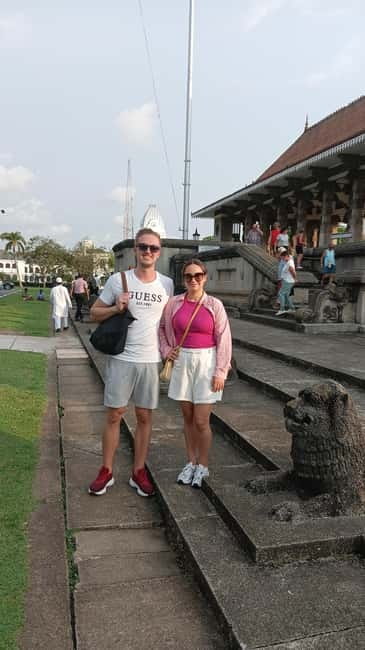 Colombo: Sightseeing Tour by Tuk Tuk Safari - All Inclusive - Guide quality is the real upgrade (and the reviews back it up)
