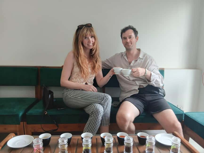 Colombo: Tastiest Local Food Tour by Tuk-Tuk Meals Included - Wade and rice & curry: savory variety without a sit-down restaurant bill
