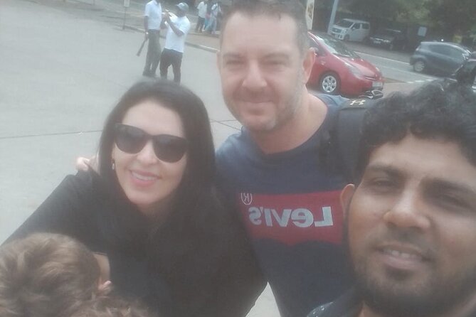 Colombo Tuk Tuk City Tour - Pettah Market: Where the City Feels Like It’s Moving