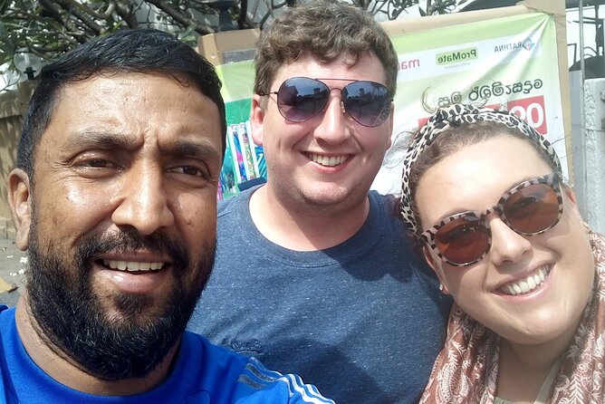 Colombo Tuk Tuk city tour with friendly Tuk driver(All inclusive) - Touring Colombo by tuk-tuk: fast orientation, not a sprint