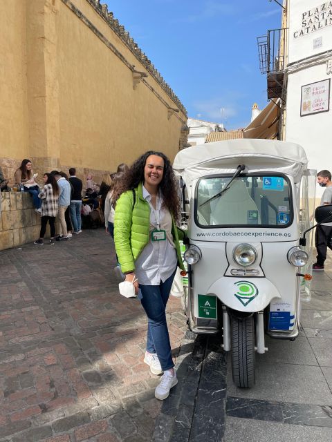 Córdoba: Guided City Tour by Tuk-Tuk - Mosque-Cathedral area and other big UNESCO hits on one ride