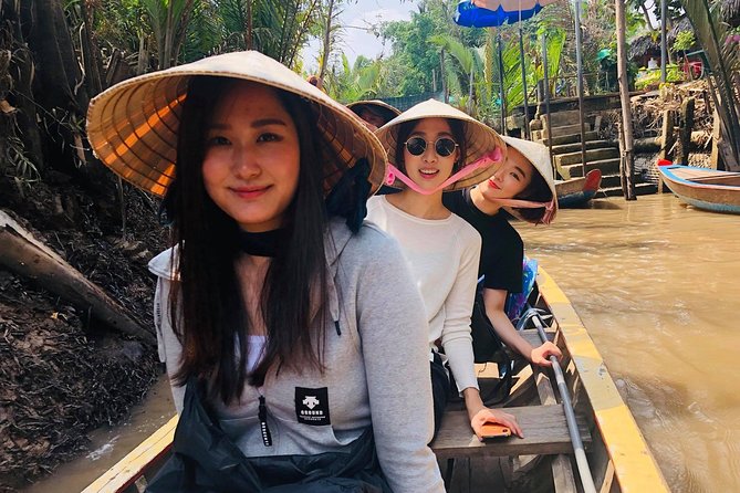 CuChi Tunnels&Mekong Delta-Boat,TukTuk,Coconut Village SmallGroup - Hotel Pickup in Districts 1, 3, and 4: The Easiest Start